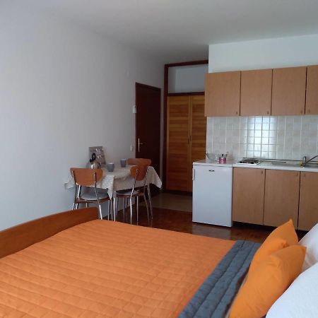 ביוגראד נה מורו Apartments Davor מראה חיצוני תמונה