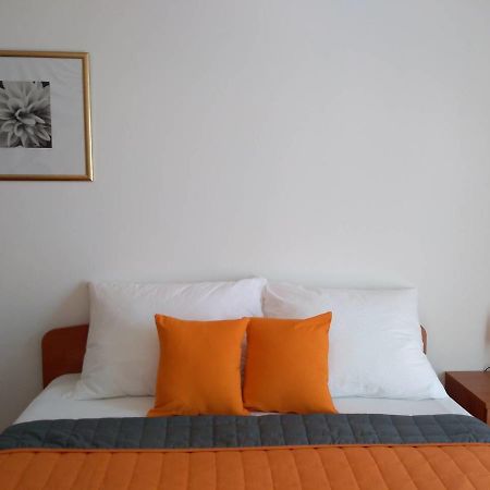 ביוגראד נה מורו Apartments Davor מראה חיצוני תמונה