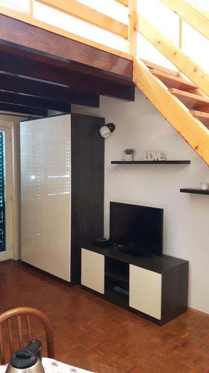 ביוגראד נה מורו Apartments Davor מראה חיצוני תמונה