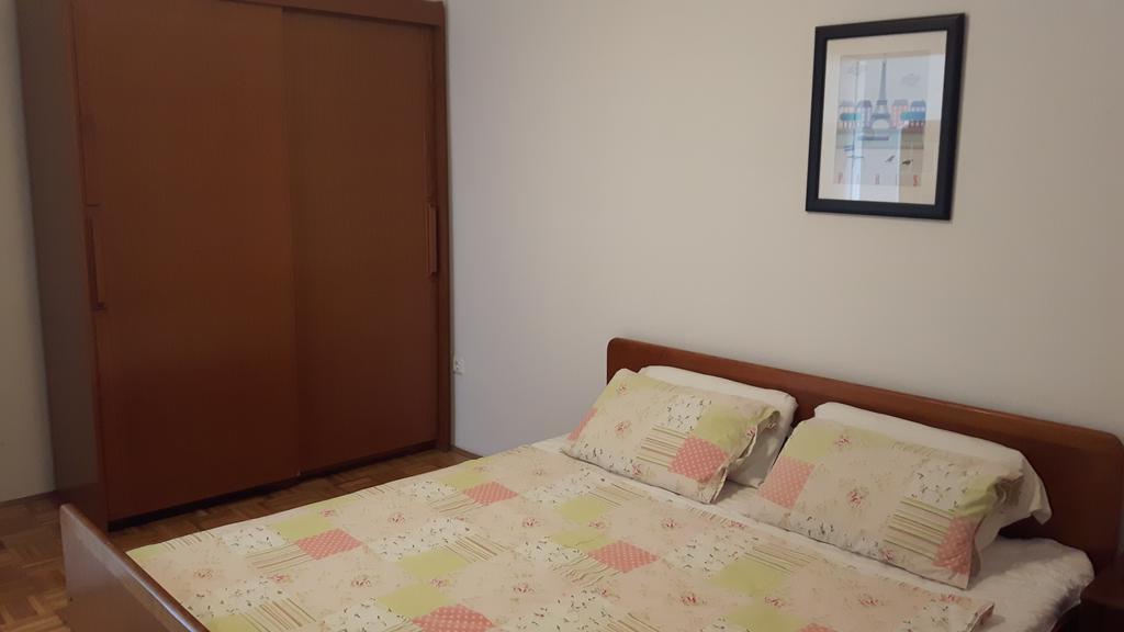 ביוגראד נה מורו Apartments Davor מראה חיצוני תמונה