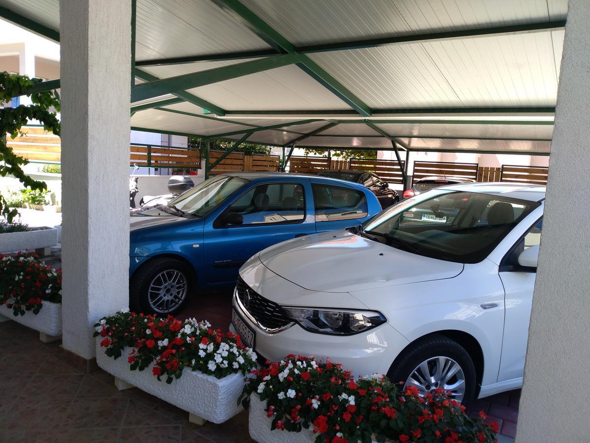 ביוגראד נה מורו Apartments Davor מראה חיצוני תמונה